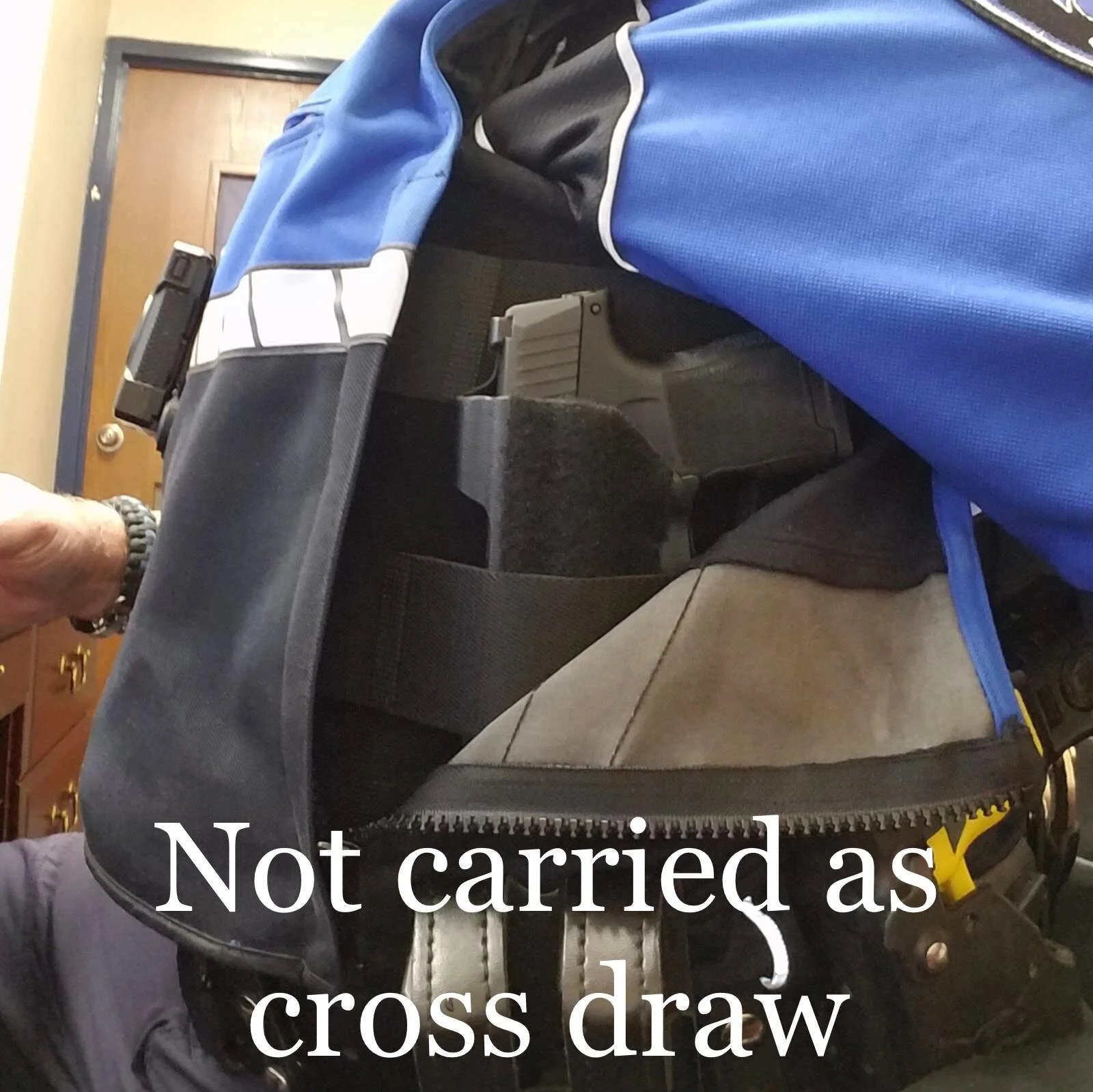 【LGB】GUN HOLSTER VEST BEDROCK Tactical Vest with Cross Draw Holster | MOLLE Vest Gear